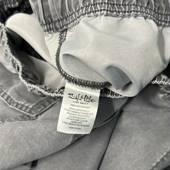 Salt Life Gray Swim Trunks Men’s Large | Sand-Washed Look | Elastic Waist - Picture 7 of 8